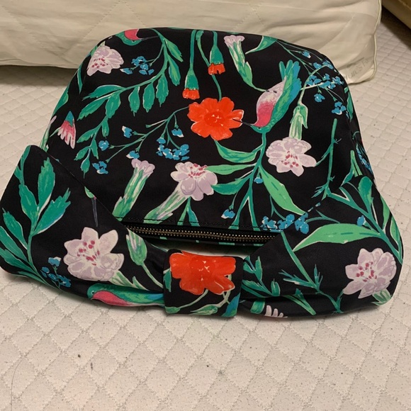 Nylon floral satchel with longer crossbody strap - Picture 2 of 2